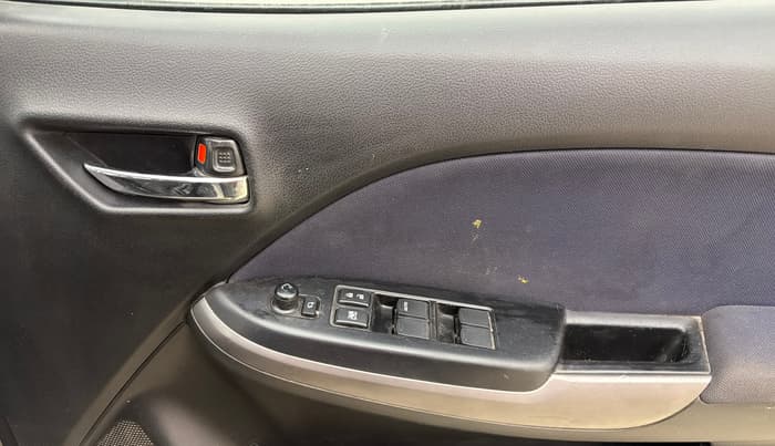 2019 Maruti Baleno DELTA PETROL 1.2, Petrol, Manual, 45,327 km, Driver Side Door Panels Control