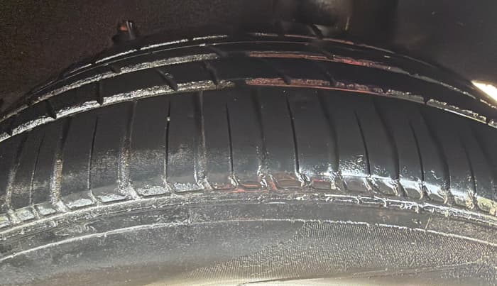 2019 Maruti Baleno DELTA PETROL 1.2, Petrol, Manual, 45,327 km, Left Rear Tyre Tread