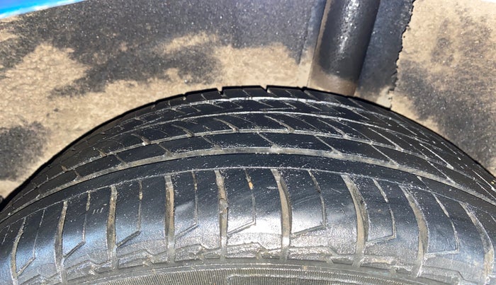 2021 Maruti Baleno ZETA PETROL 1.2, Petrol, Manual, 91,729 km, Left Rear Tyre Tread