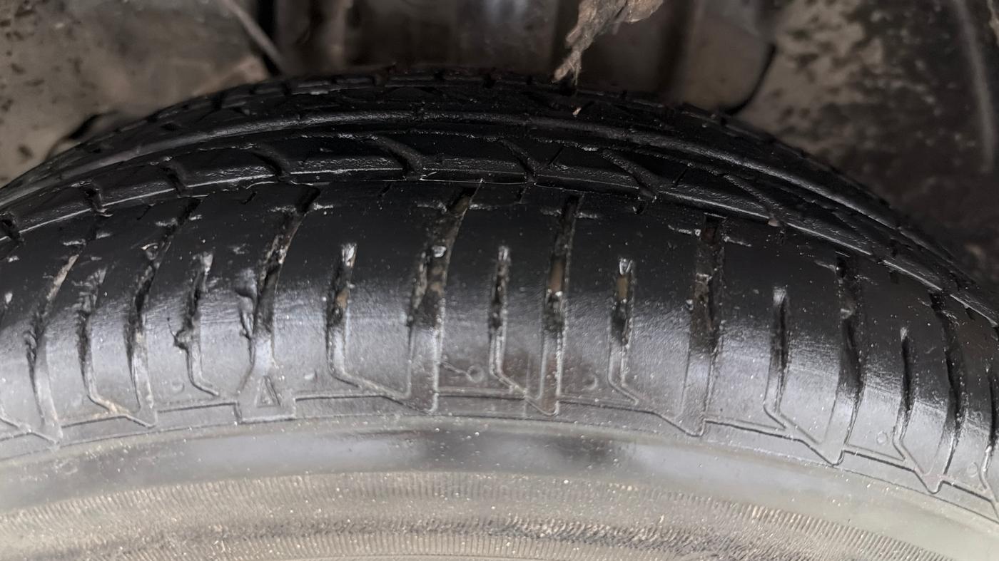 2023 Tata Tiago XT PETROL, Petrol, Manual, 5,884 km, Left Front Tyre Tread
