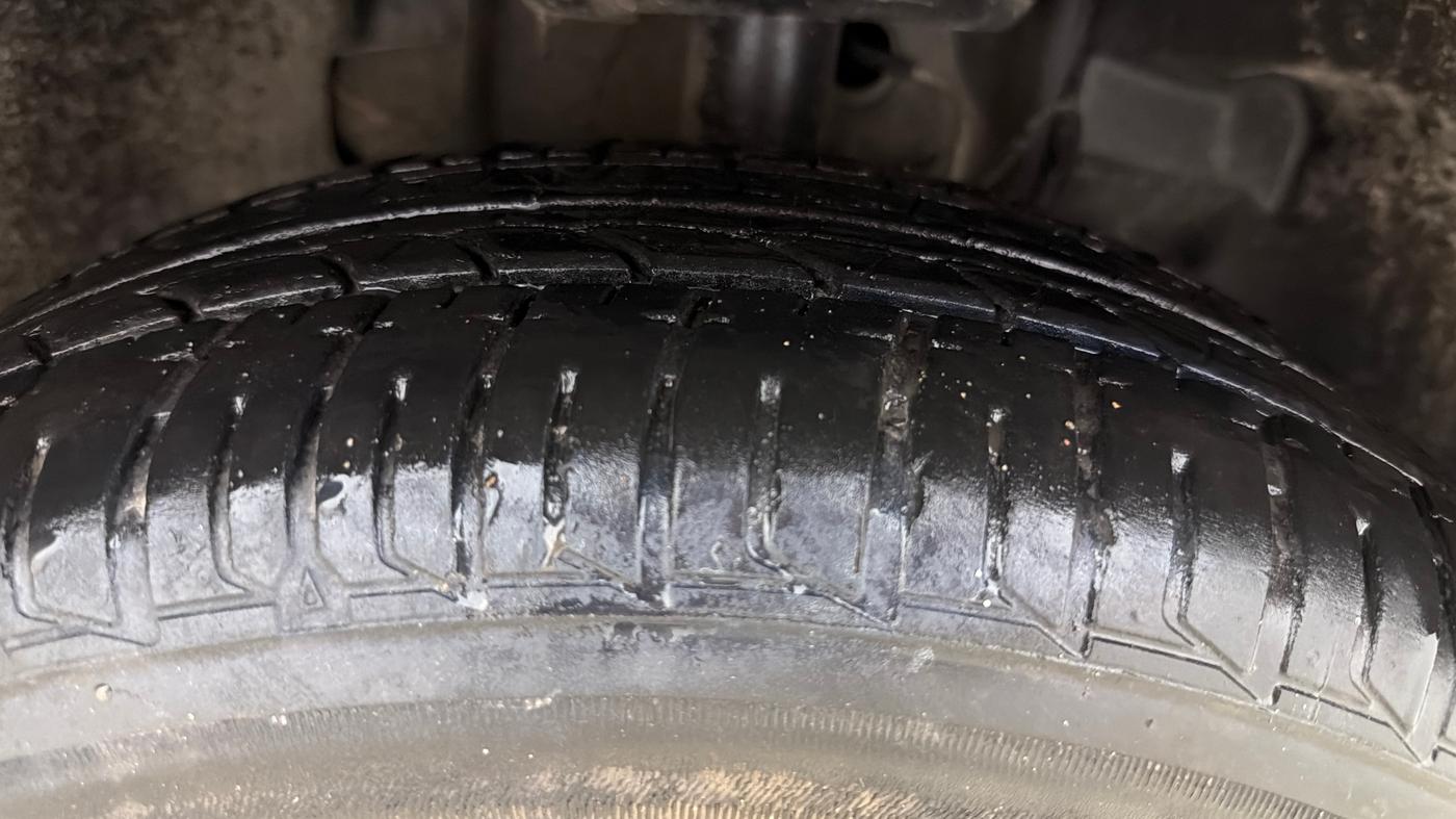 2023 Tata Tiago XT PETROL, Petrol, Manual, 5,884 km, Right Front Tyre Tread