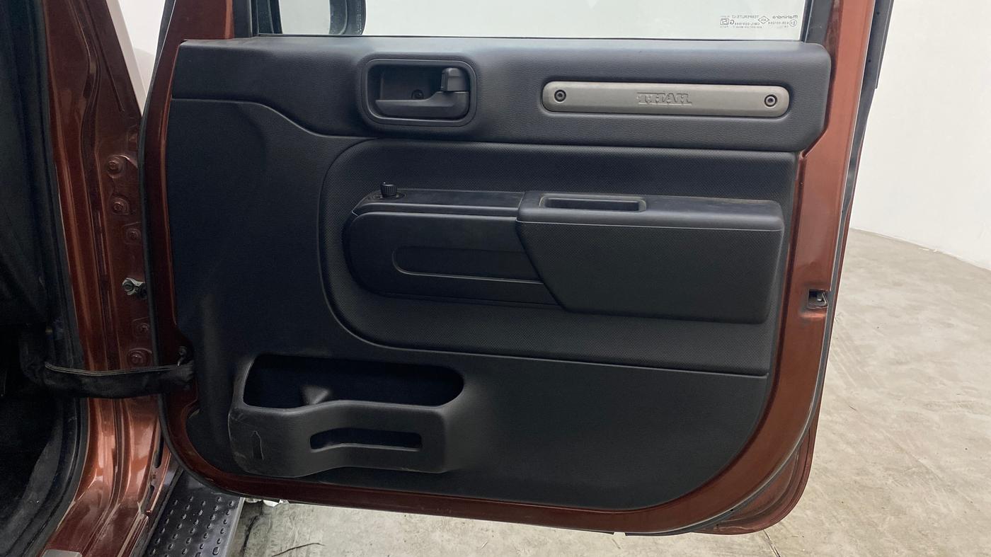 2020 Mahindra Thar LX D 4WD MT CONVERTIBLE, Diesel, Manual, 47,876 km, Driver Side Door Panels Control