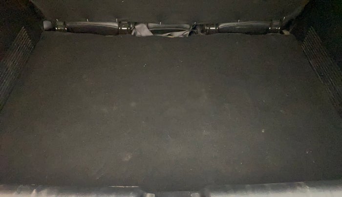 2021 KIA SONET HTX 1.0 IMT, Petrol, Manual, 31,988 km, Boot Inside