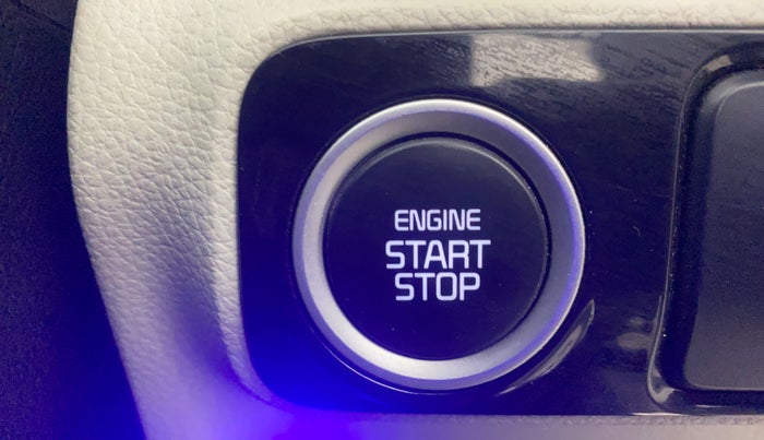 2021 KIA SONET HTX 1.0 IMT, Petrol, Manual, 31,988 km, Keyless Start/ Stop Button