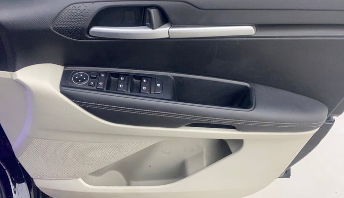 2021 KIA SONET HTX 1.0 IMT, Petrol, Manual, 31,988 km, Driver Side Door Panels Control