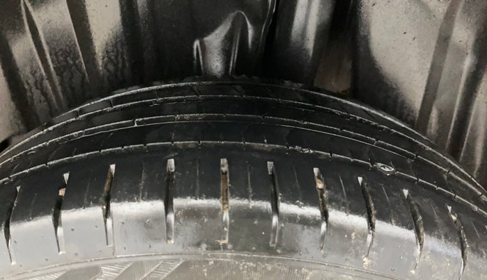 2022 Maruti Baleno ALPHA 1.2 AGS, Petrol, Automatic, 30,642 km, Left Rear Tyre Tread