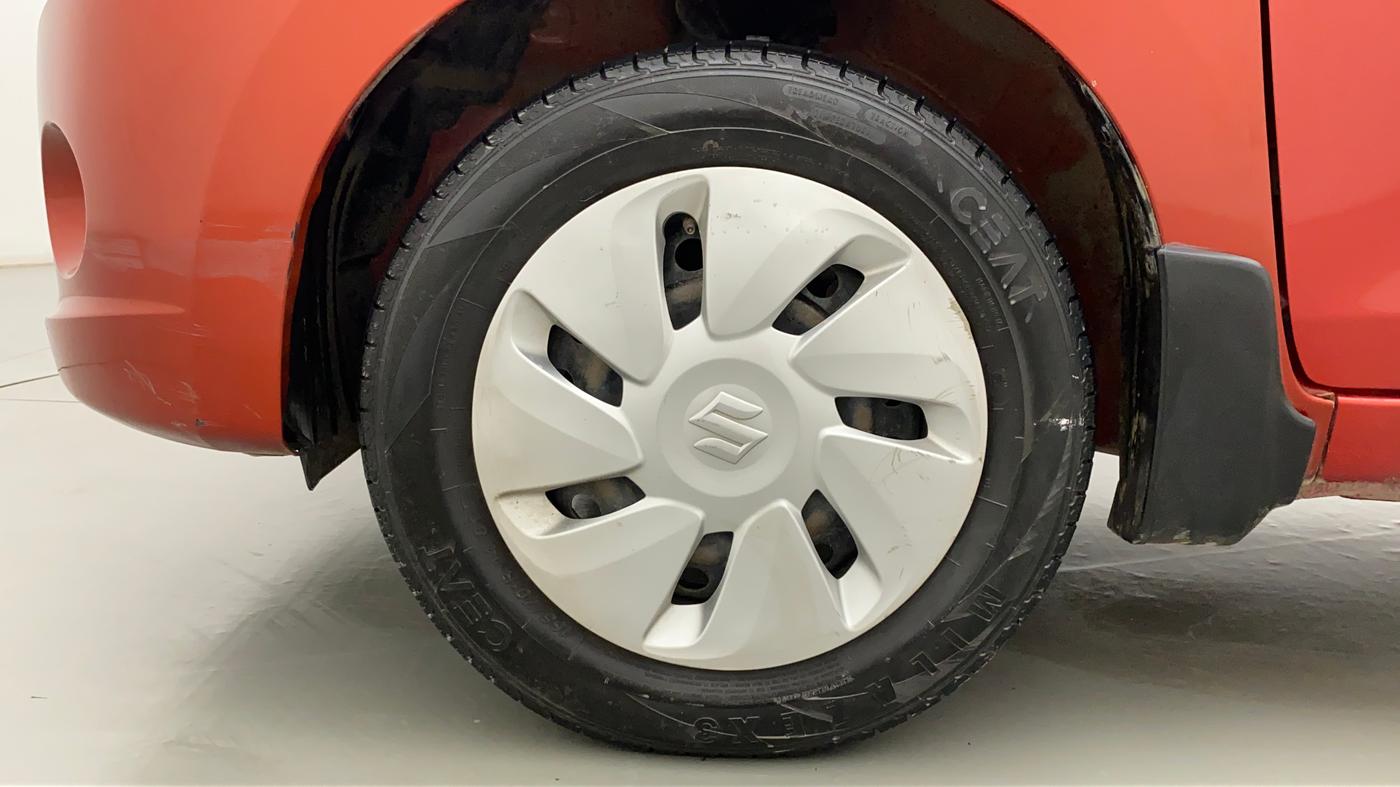2014 Maruti Celerio VXI, Petrol, Manual, 62,765 km, Left Front Wheel