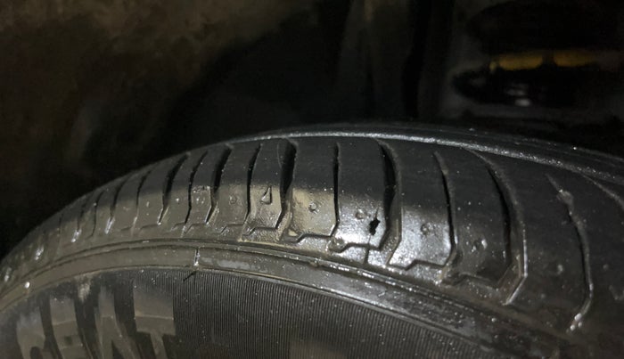 2025 Nissan MAGNITE N-Connecta B4D 1.0 Petrol AMT, Petrol, Automatic, 9,435 km, Right Front Tyre Tread