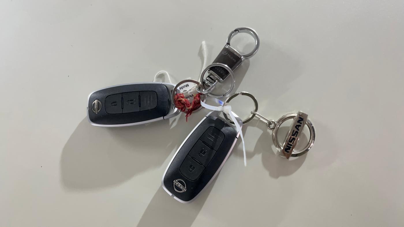 2025 Nissan MAGNITE N-Connecta B4D 1.0 Petrol AMT, Petrol, Automatic, 9,435 km, Key Close Up