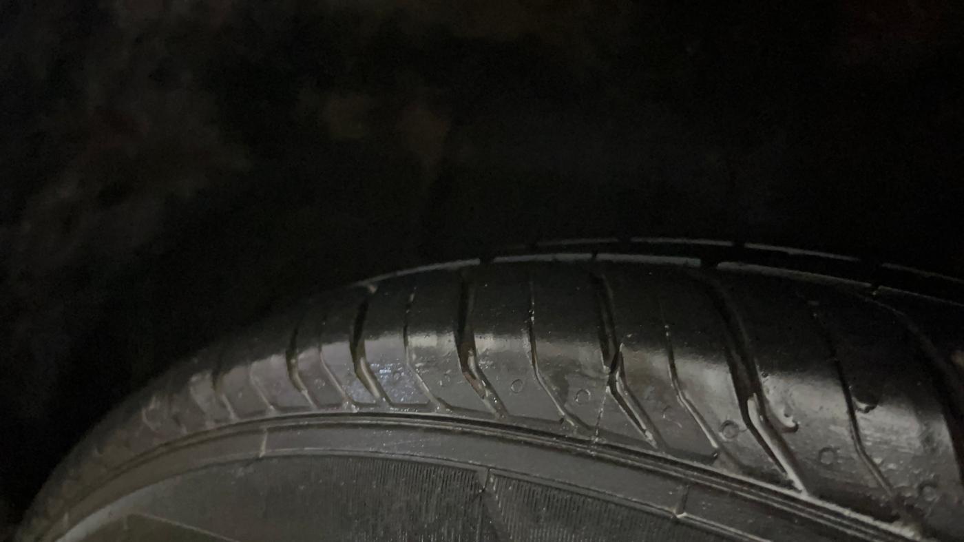 2025 Nissan MAGNITE N-Connecta B4D 1.0 Petrol AMT, Petrol, Automatic, 9,435 km, Left Rear Tyre Tread