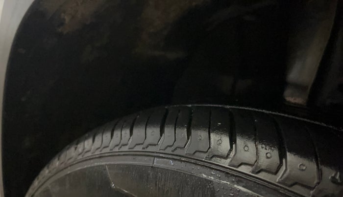 2025 Nissan MAGNITE N-Connecta B4D 1.0 Petrol AMT, Petrol, Automatic, 9,435 km, Left Front Tyre Tread