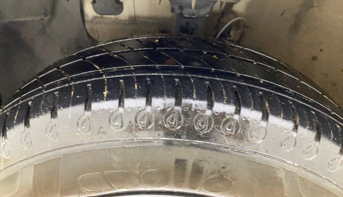 2019 Hyundai Elite i20 MAGNA PLUS 1.2, Petrol, Manual, 36,005 km, Left Front Tyre Tread