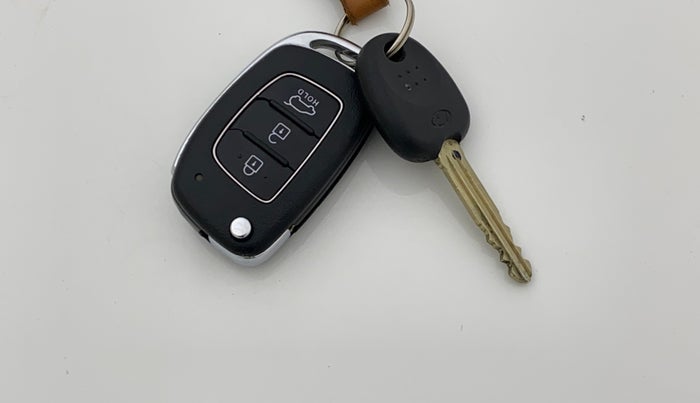 2019 Hyundai Elite i20 MAGNA PLUS 1.2, Petrol, Manual, 36,005 km, Key Close Up