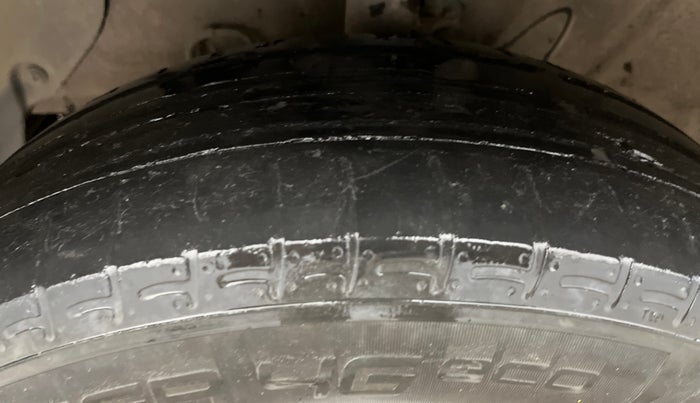 2022 Hyundai AURA S 1.2 CNG, CNG, Manual, 77,572 km, Left Front Tyre Tread