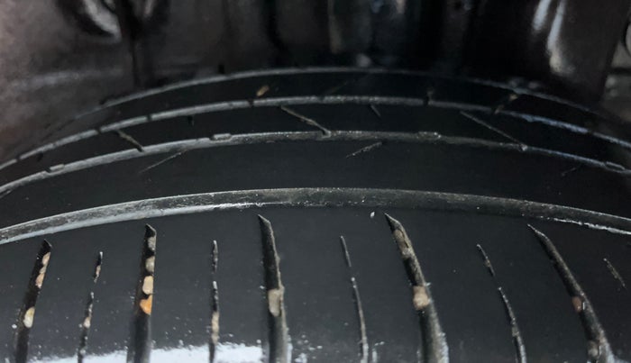 2019 Hyundai Elite i20 ASTA 1.2 (O), Petrol, Manual, 71,944 km, Left Rear Tyre Tread