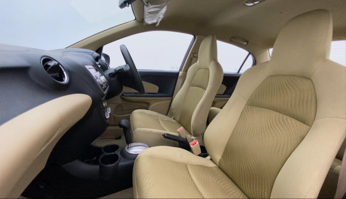 2014 Honda Amaze 1.2L I-VTEC VX AT, Petrol, Automatic, 75,230 km, Right Side Front Door Cabin