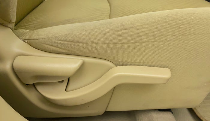 2014 Honda Amaze 1.2L I-VTEC VX AT, Petrol, Automatic, 75,230 km, Driver Side Adjustment Panel