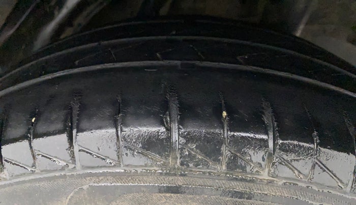 2014 Honda Amaze 1.2L I-VTEC VX AT, Petrol, Automatic, 75,230 km, Left Rear Tyre Tread
