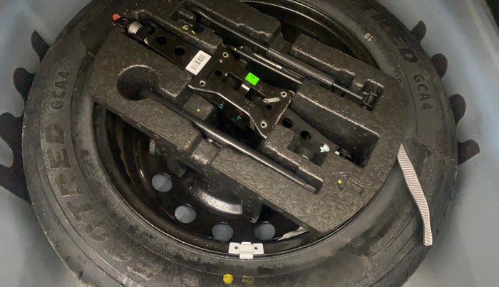 2022 Skoda SLAVIA STYLE 1.0L TSI AT, Petrol, Automatic, 17,567 km, Spare Tyre