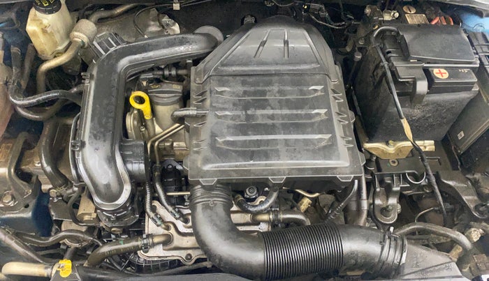 2022 Skoda SLAVIA STYLE 1.0L TSI AT, Petrol, Automatic, 17,567 km, Engine View