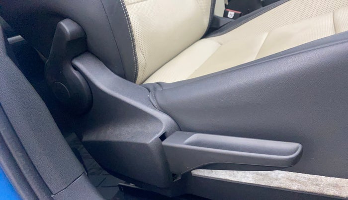 2022 Skoda SLAVIA STYLE 1.0L TSI AT, Petrol, Automatic, 17,567 km, Driver Side Adjustment Panel