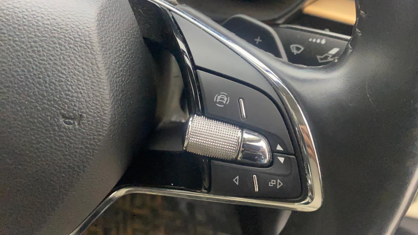2022 Skoda SLAVIA STYLE 1.0L TSI AT, Petrol, Automatic, 17,626 km, Adaptive Cruise Control