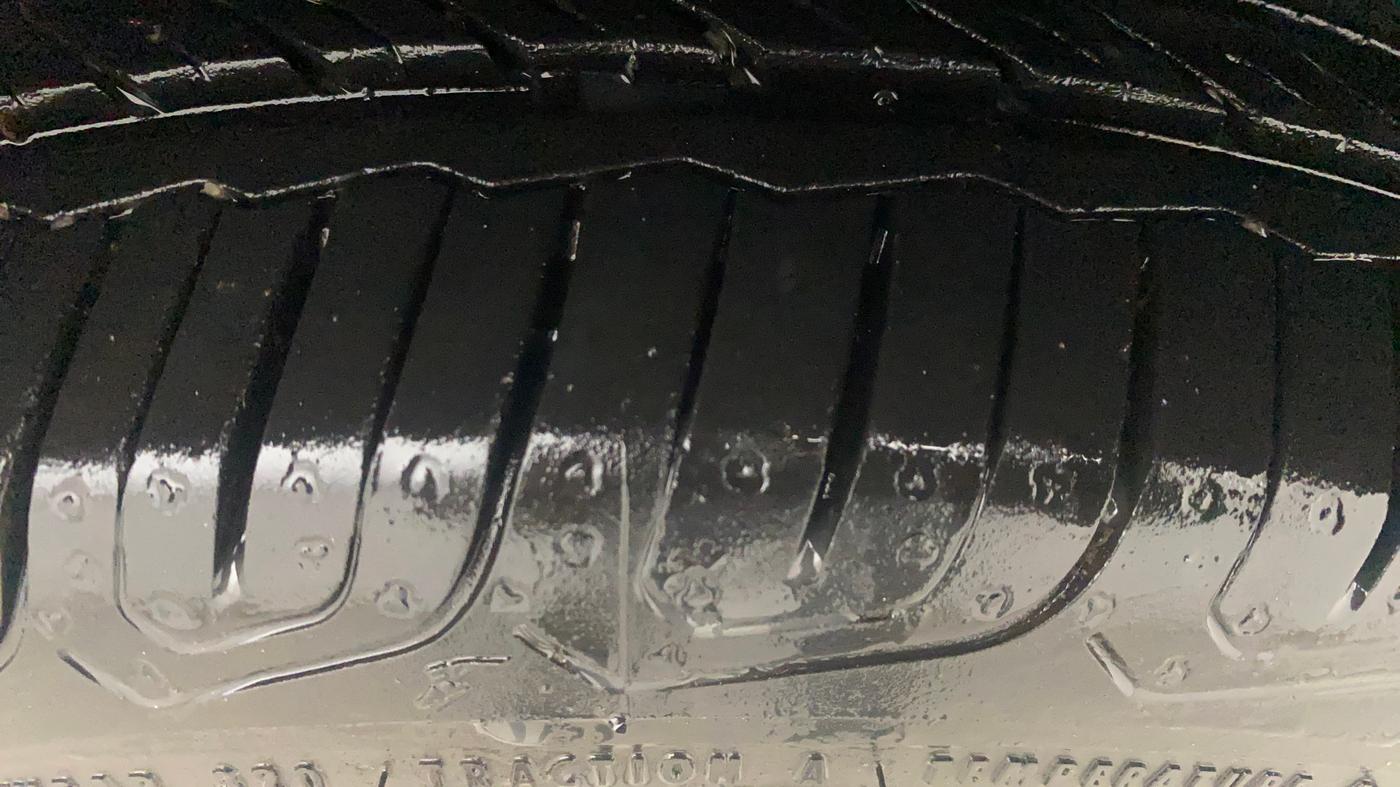 2022 Skoda SLAVIA STYLE 1.0L TSI AT, Petrol, Automatic, 17,626 km, Left Rear Tyre Tread