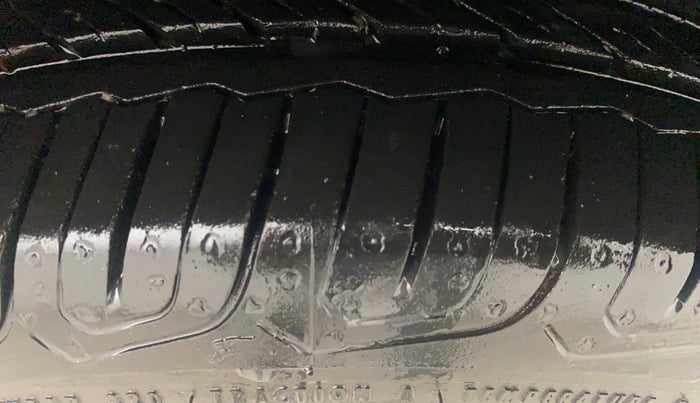 2022 Skoda SLAVIA STYLE 1.0L TSI AT, Petrol, Automatic, 17,567 km, Left Rear Tyre Tread