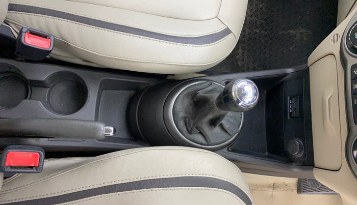 2014 Hyundai i20 SPORTZ 1.2, Petrol, Manual, 39,099 km, Gear Lever