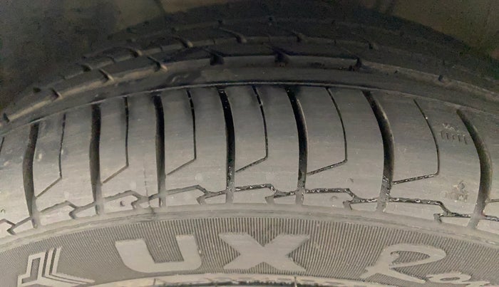 2020 Hyundai NEW I20 ASTA (O) 1.2 MT, Petrol, Manual, 20,854 km, Left Front Tyre Tread