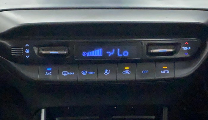 2020 Hyundai NEW I20 ASTA (O) 1.2 MT, Petrol, Manual, 20,854 km, Automatic Climate Control