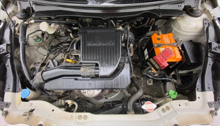 2013 Maruti Swift Dzire VXI, Petrol, Manual, 32,587 km, Open Bonet