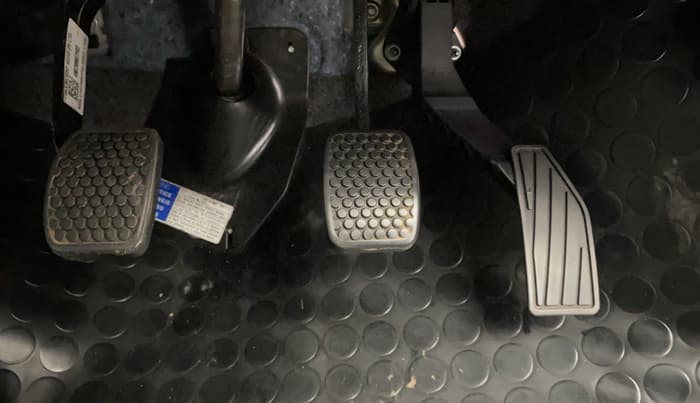 2022 Maruti Alto VXI, Petrol, Manual, 29,665 km, Pedals