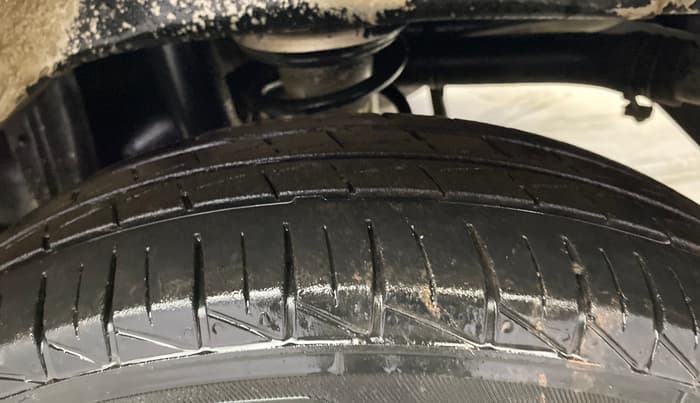 2022 Maruti Alto VXI, Petrol, Manual, 29,665 km, Left Rear Tyre Tread