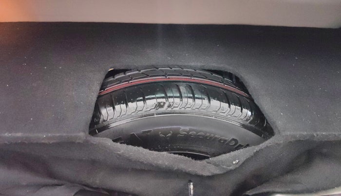 2022 Tata PUNCH  ACCOMPLISHED AMT CAMO EDITION, CNG, Automatic, 51,218 km, Spare Tyre