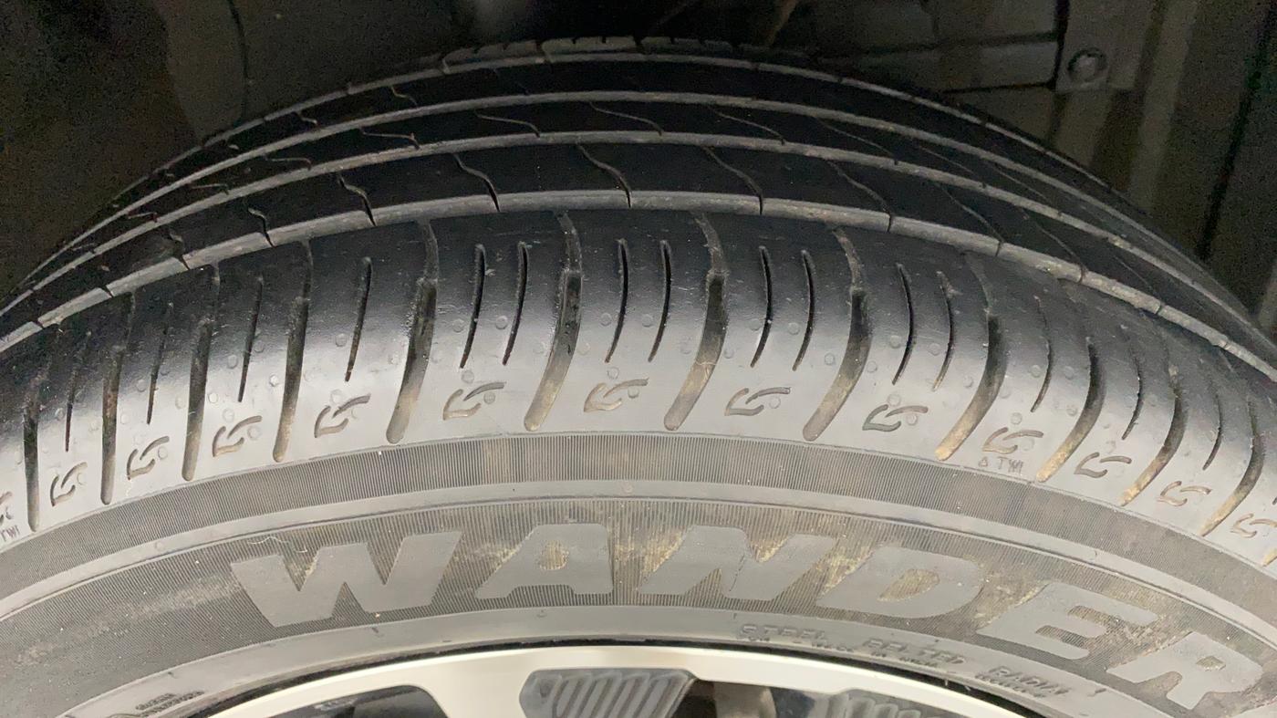 2020 Maruti Vitara Brezza ZXI +, Petrol, Manual, 14,424 km, Right Front Tyre Tread