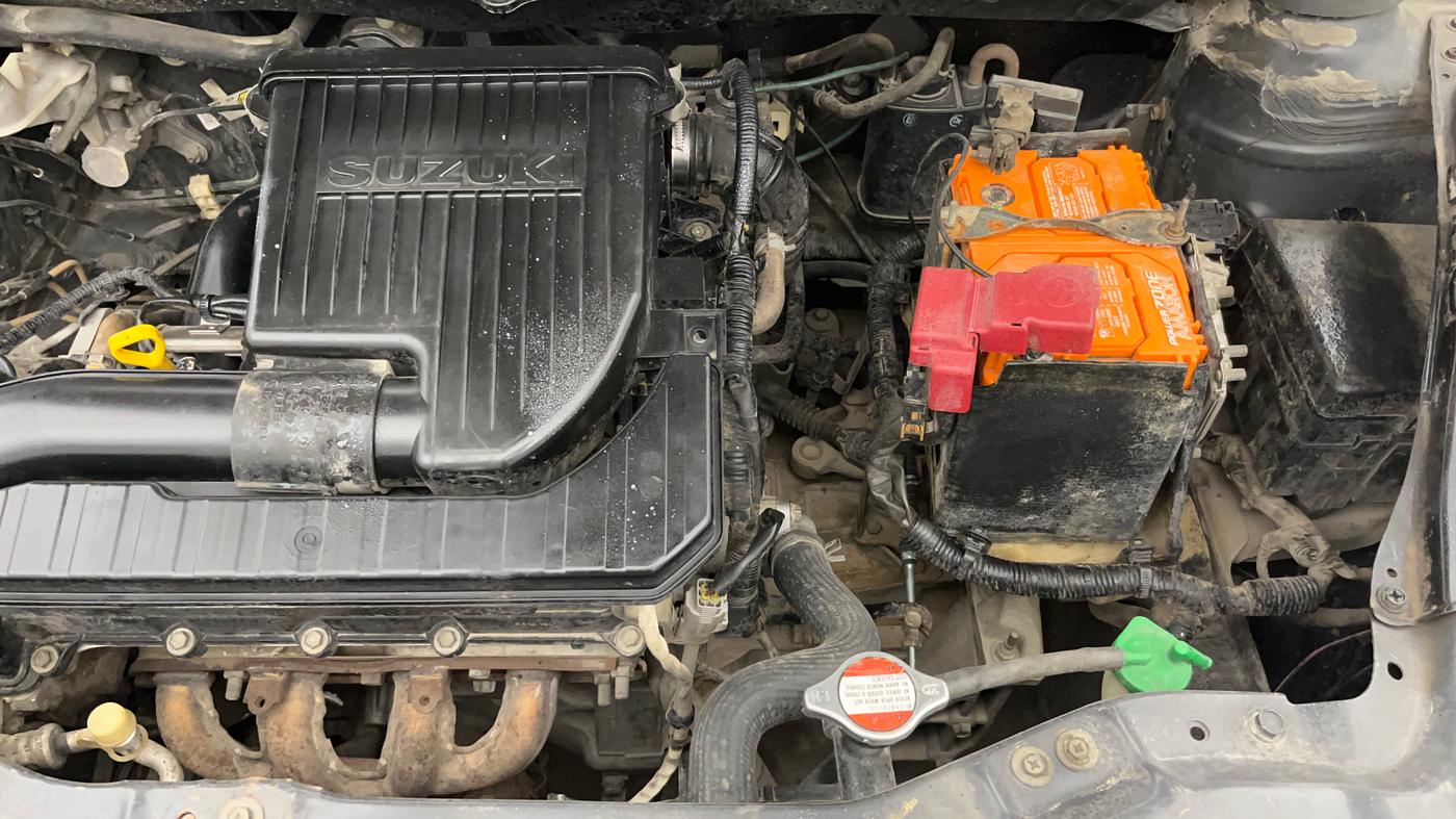 2017 Maruti Swift LXI (O), Petrol, Manual, 71,775 km, Engine View - Left