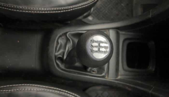 2017 Maruti Swift LXI (O), Petrol, Manual, 71,739 km, Gear Lever