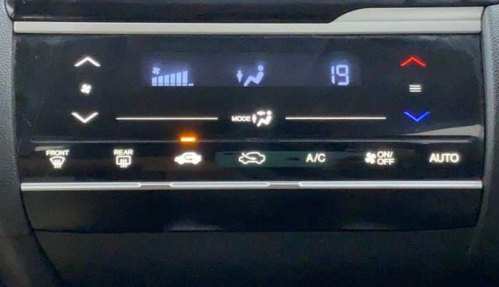 2018 Honda Jazz 1.2 VX AT, Petrol, Automatic, 27,297 km, Automatic Climate Control