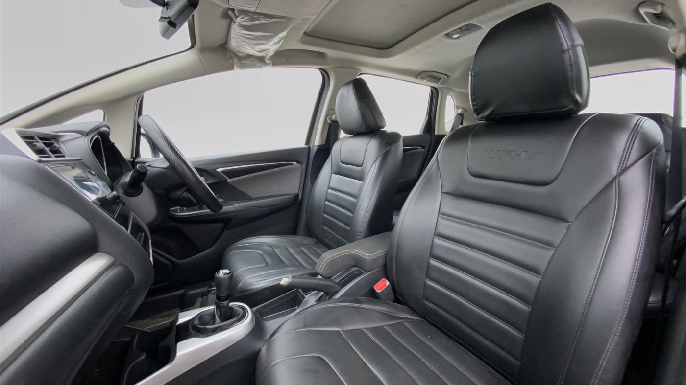 2018 Honda WR-V 1.2 i-VTEC VX MT, Petrol, Manual, 16,678 km, Right Side Front Door Cabin View