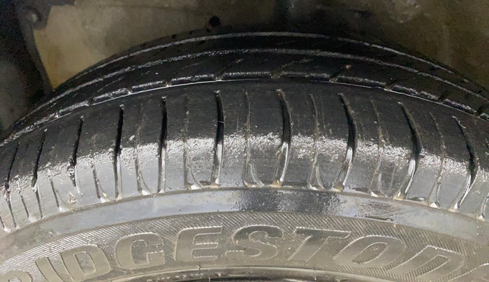 2014 Maruti Celerio VXI AMT, Petrol, Automatic, 42,498 km, Left Front Tyre Tread