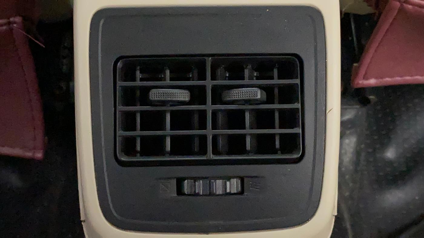 2018 Maruti Dzire VXI, Petrol, Manual, 38,445 km, Rear AC Vents