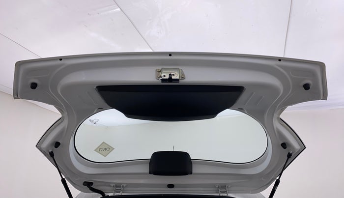 2022 Hyundai NEW SANTRO SPORTZ EXECUTIVE MT CNG, CNG, Manual, 2,077 km, Boot Door Open