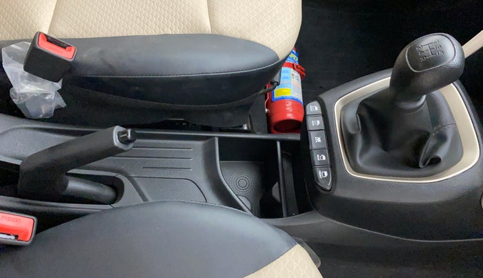 2022 Hyundai NEW SANTRO SPORTZ EXECUTIVE MT CNG, CNG, Manual, 2,077 km, Gear Lever