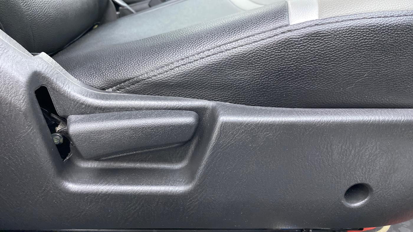 2021 Maruti Alto LXI, Petrol, Manual, 2,469 km, Driver Side Adjustment Panel