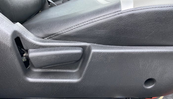 2021 Maruti Alto LXI, Petrol, Manual, 2,469 km, Driver Side Adjustment Panel