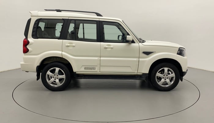 2018 Mahindra Scorpio S11 2WD, Diesel, Manual, 44,363 km, Right Side View