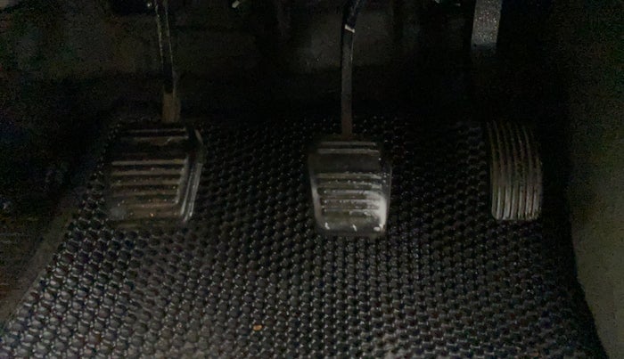 2018 Mahindra Scorpio S11 2WD, Diesel, Manual, 44,363 km, Pedals