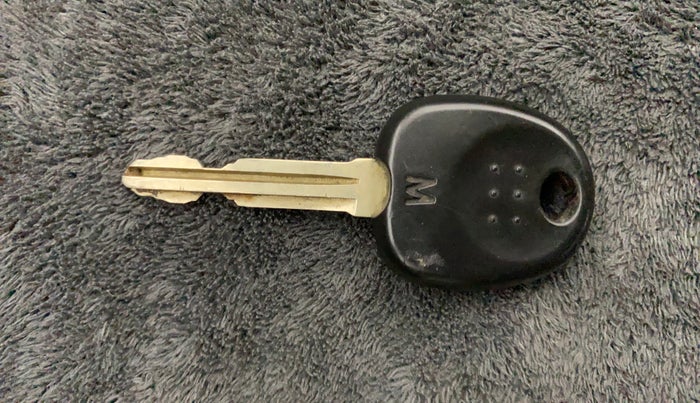 2014 Hyundai Eon ERA +, Petrol, Manual, 74,909 km, Key Close Up