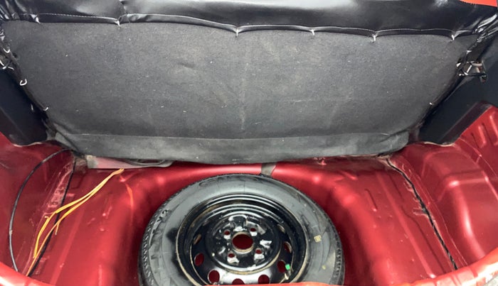 2014 Hyundai Eon ERA +, Petrol, Manual, 74,909 km, Boot Inside